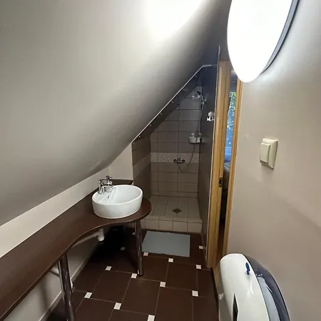 Motel L I E P U K R O G S *